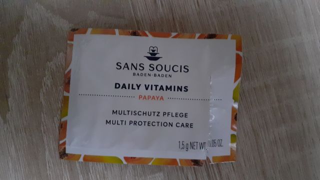 akcja denkowanie! grudzień - kosmetyki w świątecznych opakowaniach i świątecznych kolorach 🎄❄️⛄🎀🎁🎅