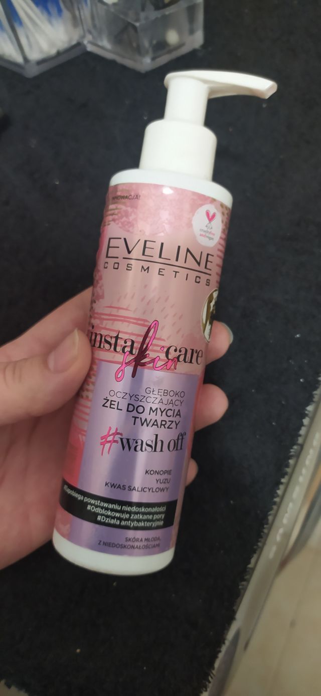 akcja denkowanie! grudzień - kosmetyki w świątecznych opakowaniach i świątecznych kolorach 🎄❄️⛄🎀🎁🎅