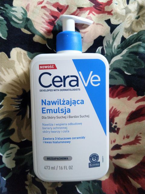 CeraVe Nawilżająca Emulsja do twarzy i ciała