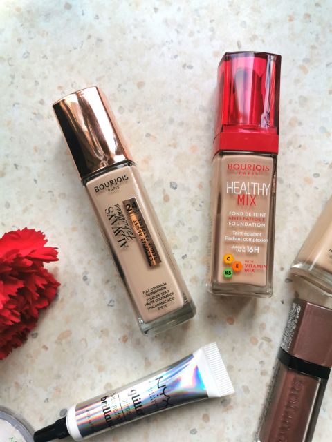 Podkłady z Boujois Tusz do rzęs cienie do powiek 