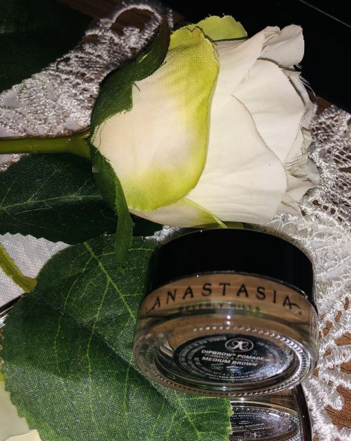 Anastasia Beverly Hills Pomada do brwi, Dipbrow Pomade, Medium Brown