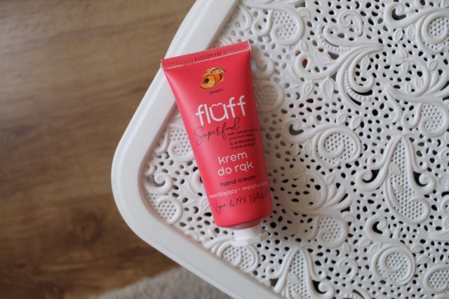 Fluff Superfood, Krem do rąk, Antybakteryjny i nawilżający, Brzoskwinia