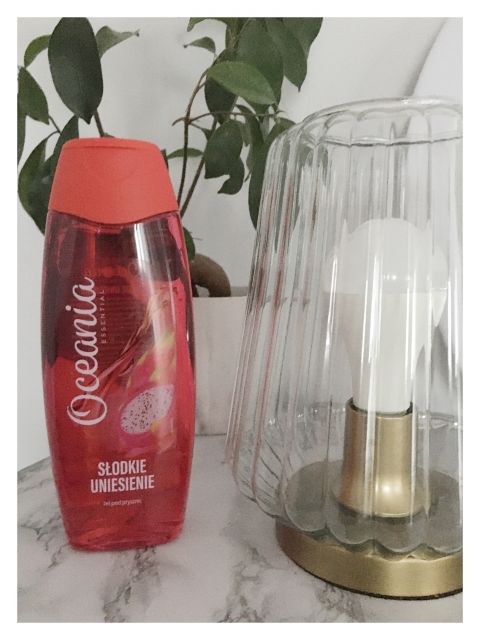 Oceania Essential, Żel pod prysznic, Słodkie Uniesienie