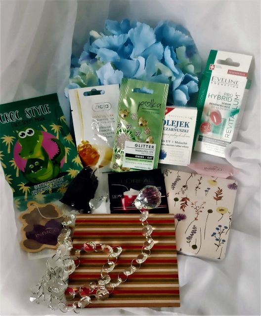 ✩ Kalendarz urodzinowy Clouders ✩