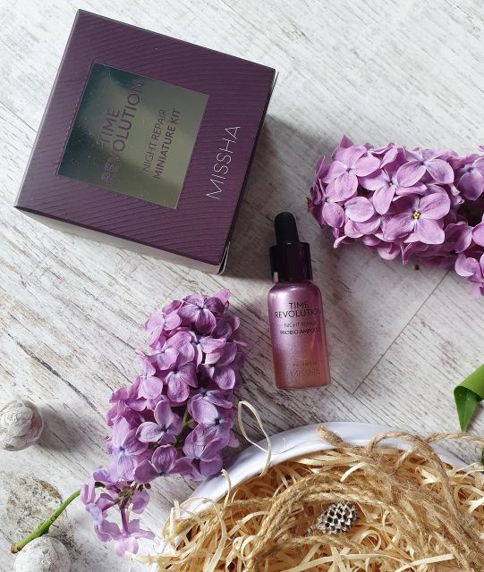 MISSHA Time Revolution Night Repair Probio Ampoule, Intensywnie regenerujące serum na noc