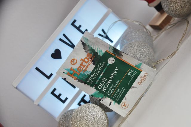 Farmona Herbs #green idea, Hydro olejek do mycia ciała, Olej konopny