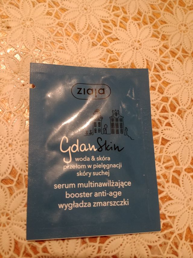 Probka serum do twarzy