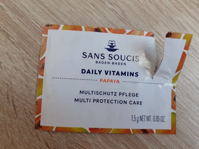 akcja denkowanie! grudzień - kosmetyki w świątecznych opakowaniach i świątecznych kolorach 🎄❄️⛄🎀🎁🎅