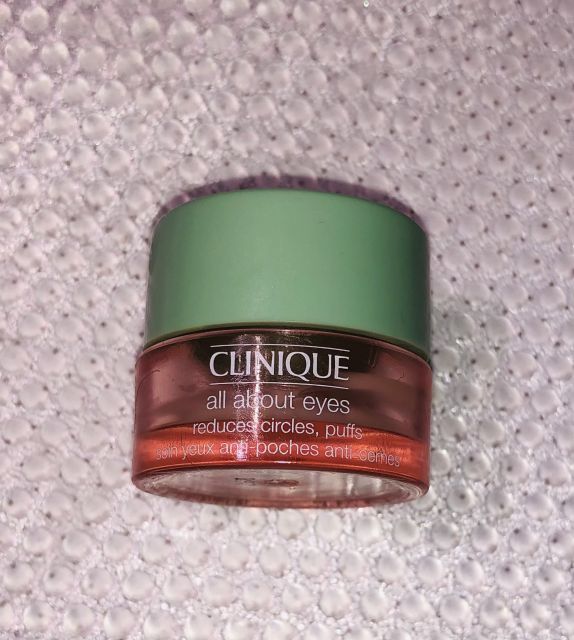 akcja denkowanie! grudzień - kosmetyki w świątecznych opakowaniach i świątecznych kolorach 🎄❄️⛄🎀🎁🎅