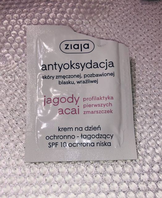 akcja denkowanie! grudzień - kosmetyki w świątecznych opakowaniach i świątecznych kolorach 🎄❄️⛄🎀🎁🎅