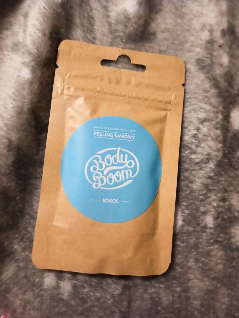 BodyBoom Peeling do ciała kawowy, Kokos