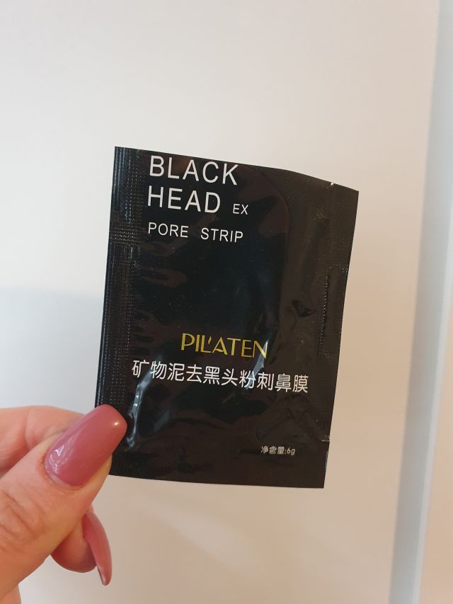 akcja denkowanie! grudzień - kosmetyki w świątecznych opakowaniach i świątecznych kolorach 🎄❄️⛄🎀🎁🎅