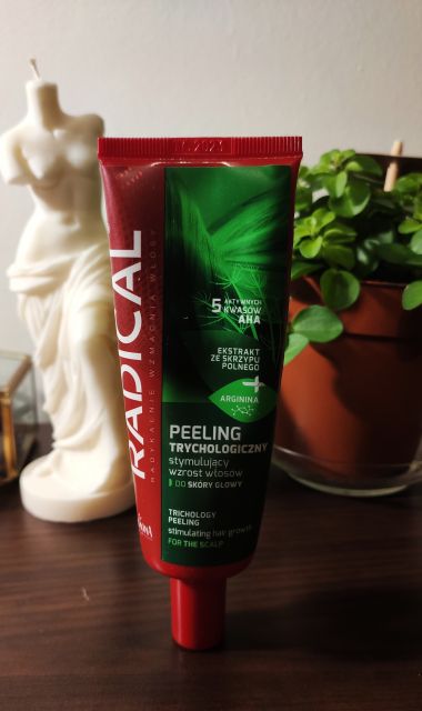 Peeling do skóry głowy Radical