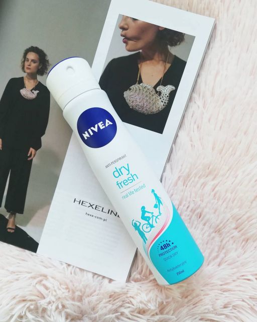 Nivea Antyperspirant w sprayu, Dry Fresh