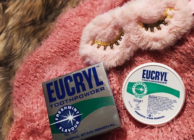 toothpowder, freshmint flavour  proszek wybielający do zębów eucryl