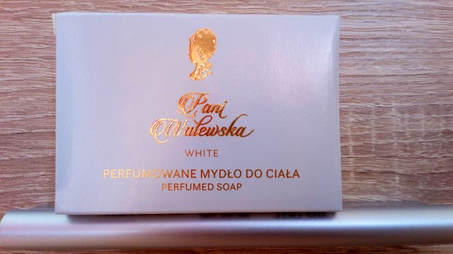 Pani Walewska Mydło w kostce, Perfumowane, White 