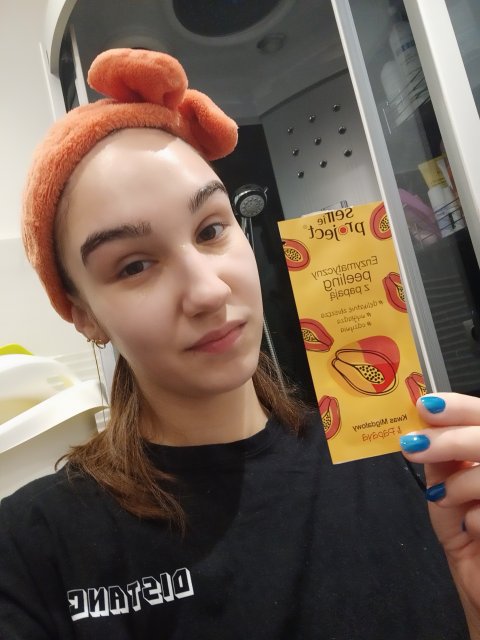 Selfie Project Peeling do twarzy, Enzymatyczny, Kwas migdałowy i papaya