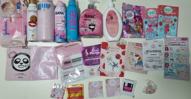 akcja denkowanie! grudzień - kosmetyki w świątecznych opakowaniach i świątecznych kolorach 🎄❄️⛄🎀🎁🎅