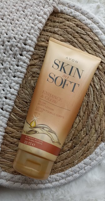 Avon Skin So Soft, Balsam do ciała, Glow Body Lotion, Enhance & Glow