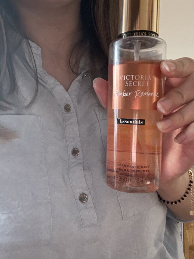 Mgiełka do ciała Amber Romance Victoria’s Secret