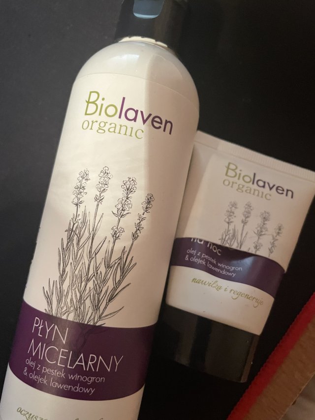 akcja denkowanie! grudzień - kosmetyki w świątecznych opakowaniach i świątecznych kolorach 🎄❄️⛄🎀🎁🎅