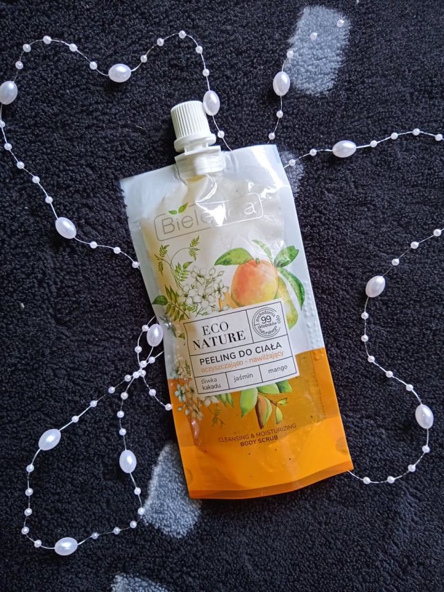 Bielenda Eco Nature, Peeling do ciała, Oczyszczająco-nawilżający, śliwka kakadu, jaśmin, mango