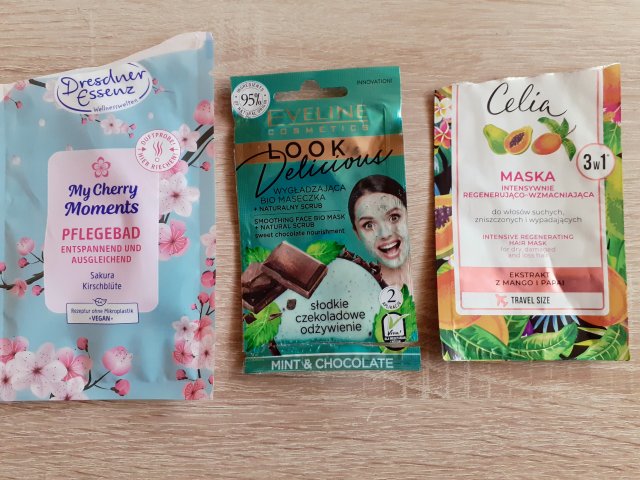 akcja denkowanie! grudzień - kosmetyki w świątecznych opakowaniach i świątecznych kolorach 🎄❄️⛄🎀🎁🎅