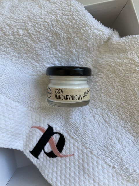 Lekko krem mandarynkowy do twarzy do cery tłustej i trądzikowej Kasia Mandarynka 