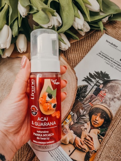 Lirene Superfood For Skin, Pianka myjąca do twarzy, Acai & Guarana, Naturalna