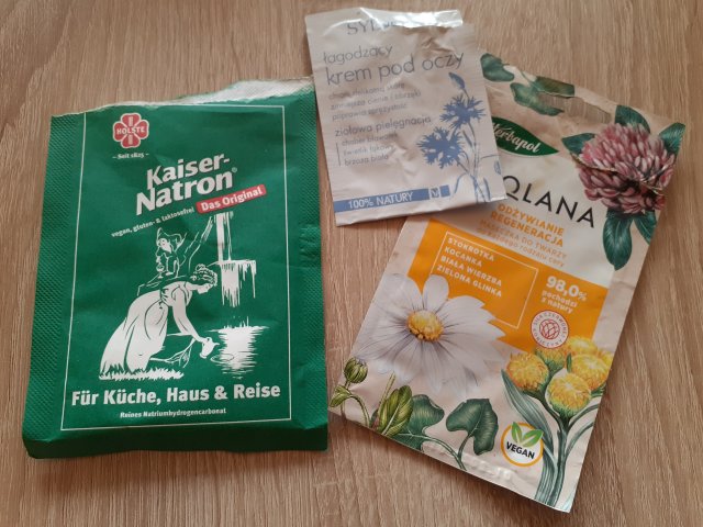 akcja denkowanie! grudzień - kosmetyki w świątecznych opakowaniach i świątecznych kolorach 🎄❄️⛄🎀🎁🎅