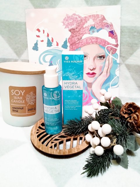 Yves Rocher Hydra Vegetal, Serum do twarzy w płynie, Ultranawilżające