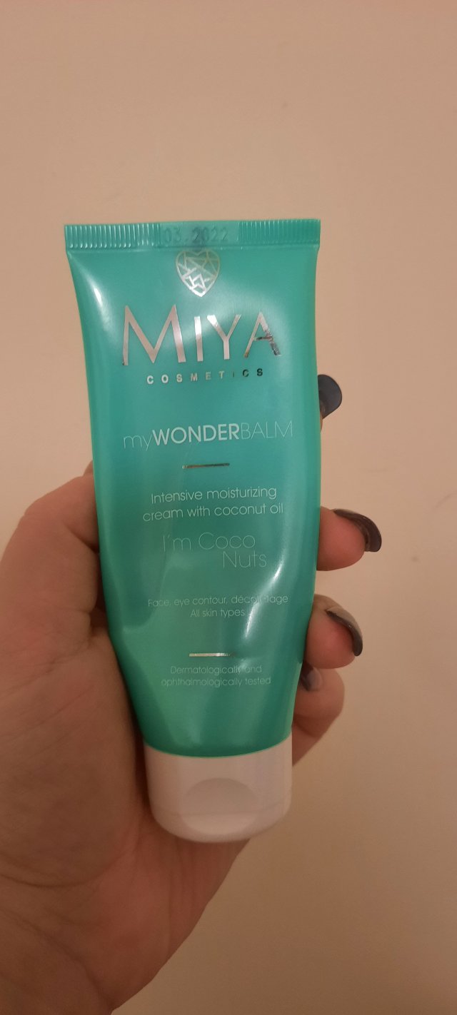 akcja denkowanie! grudzień - kosmetyki w świątecznych opakowaniach i świątecznych kolorach 🎄❄️⛄🎀🎁🎅