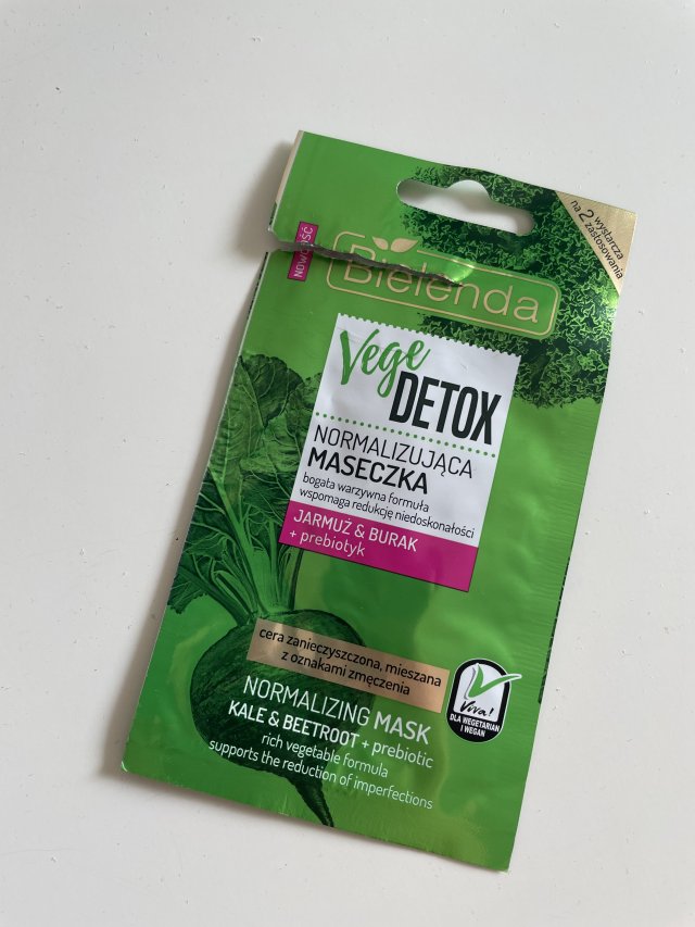 akcja denkowanie! grudzień - kosmetyki w świątecznych opakowaniach i świątecznych kolorach 🎄❄️⛄🎀🎁🎅