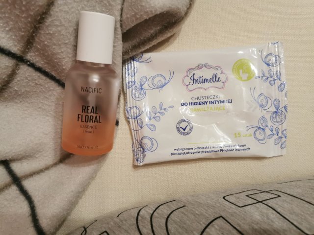 akcja denkowanie! grudzień - kosmetyki w świątecznych opakowaniach i świątecznych kolorach 🎄❄️⛄🎀🎁🎅