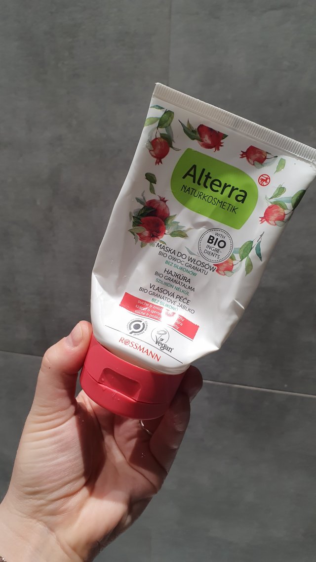 akcja denkowanie! grudzień - kosmetyki w świątecznych opakowaniach i świątecznych kolorach 🎄❄️⛄🎀🎁🎅