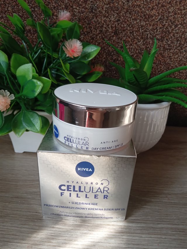 Nivea, Hyaluron Cellular Filler, krem na dzień, SPF 15