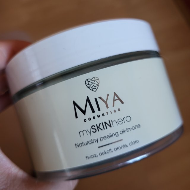 akcja denkowanie! grudzień - kosmetyki w świątecznych opakowaniach i świątecznych kolorach 🎄❄️⛄🎀🎁🎅