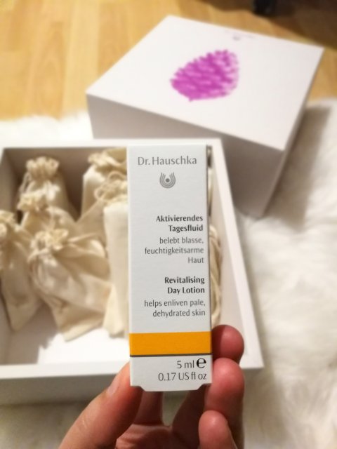 akcja denkowanie! grudzień - kosmetyki w świątecznych opakowaniach i świątecznych kolorach 🎄❄️⛄🎀🎁🎅