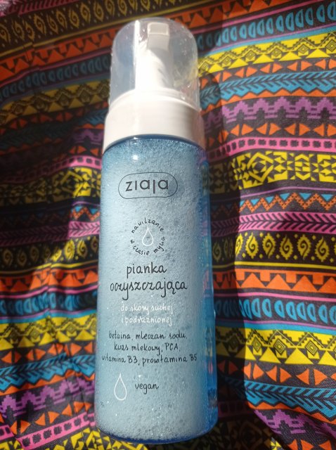 Pianka do mycia twarzy ziaja