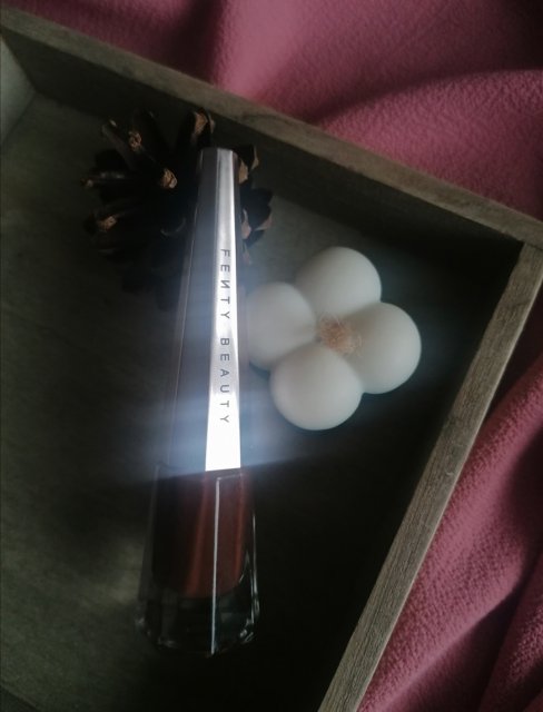 Fenty Beauty Stunna Lip Paint Longwear Fluid Lip Color, Pomadka do ust, Unveil