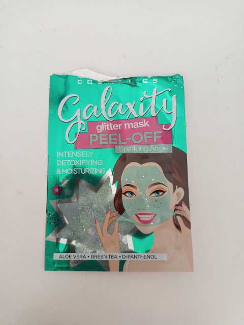 akcja denkowanie! grudzień - kosmetyki w świątecznych opakowaniach i świątecznych kolorach 🎄❄️⛄🎀🎁🎅