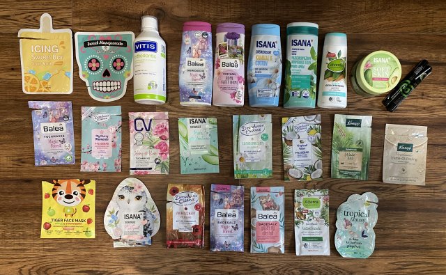 akcja denkowanie! grudzień - kosmetyki w świątecznych opakowaniach i świątecznych kolorach 🎄❄️⛄🎀🎁🎅