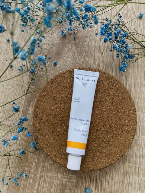 Dr. Hauschka Maseczka do twarzy, Revitalisierende Maske, Rewitalizująca, Intensywna pielęgnacja