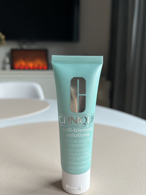 Clinique anti-blemish soultions 