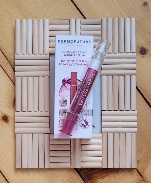 DermoFuture Intensywne serum liftingujące zmarszczki