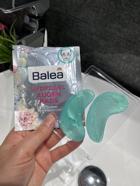 akcja denkowanie! grudzień - kosmetyki w świątecznych opakowaniach i świątecznych kolorach 🎄❄️⛄🎀🎁🎅