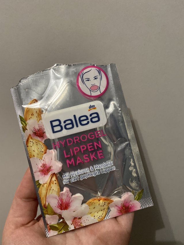 akcja denkowanie! grudzień - kosmetyki w świątecznych opakowaniach i świątecznych kolorach 🎄❄️⛄🎀🎁🎅