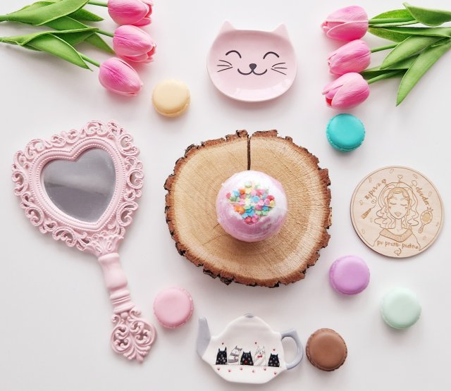 Isana Kula do kąpieli, Z niespodzianką