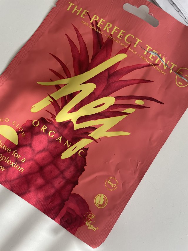 akcja denkowanie! grudzień - kosmetyki w świątecznych opakowaniach i świątecznych kolorach 🎄❄️⛄🎀🎁🎅