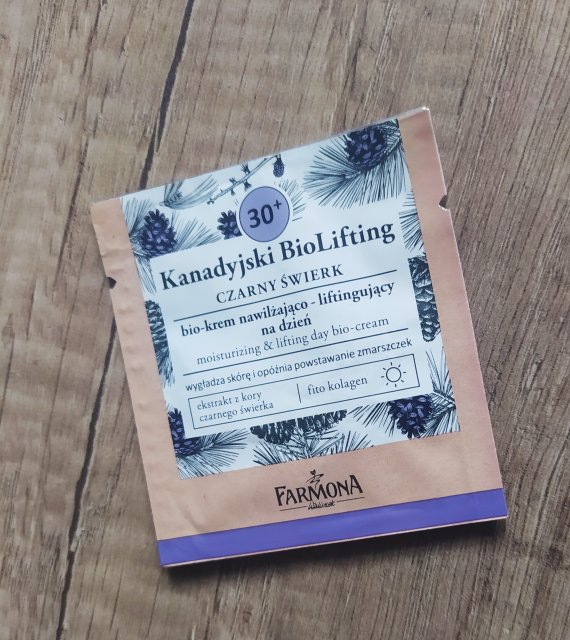 Farmona Kanadyjski BioLifting, Krem do twarzy, Na dzień, Czarny świerk, Nawilżająco - liftingujący